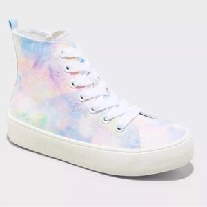 Art Class Tie-Dye High Top Sneakers